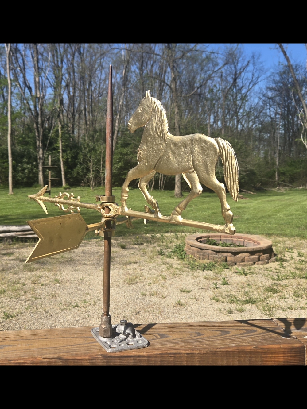 Outdoor Or Indoor Gold Horse Weathervane & Arrow On Lightning Rod